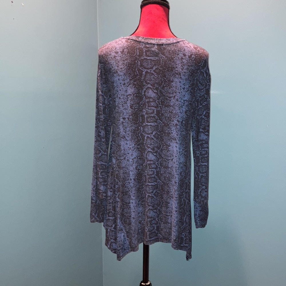 Skinny Girl  Blue and Black Top Size Small - Picture 5 of 10
